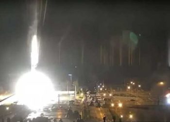 الرئيس الأوكراني يحذر من “نهاية أوروبا” حال انفجار محطة زابوريجيا النووية