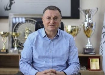 تركيا.. مسؤول يرد على تصريحات رئيس بلدية “هاتاي” حول اللاجئين السوريين