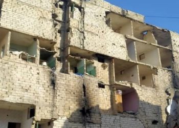 بسبب “تصدعات حديثة”.. إخلاء 5 مبانٍ سكنية في مدينة حلب