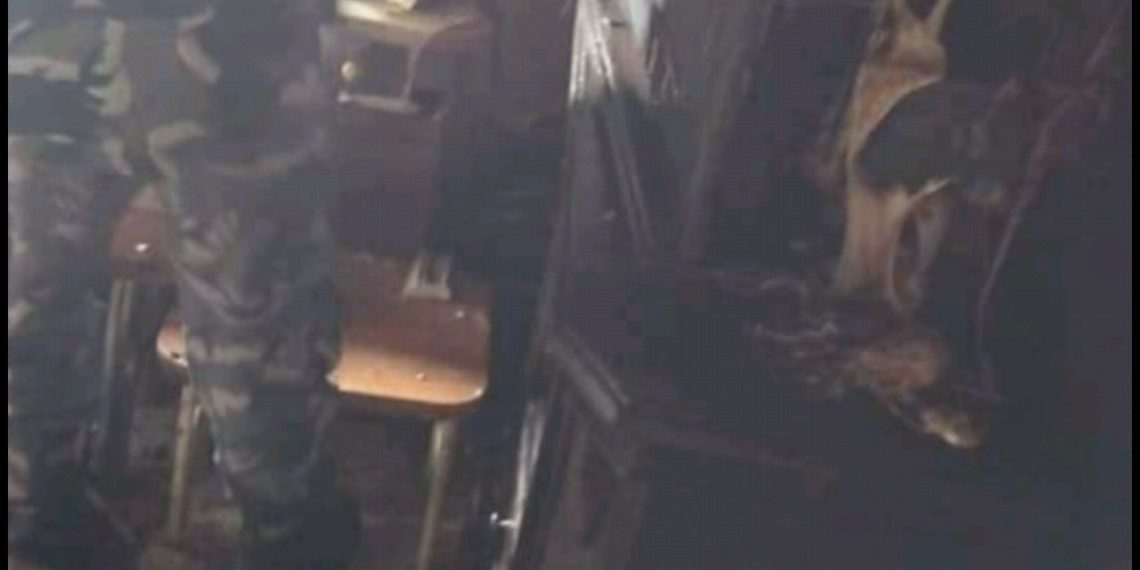 نجاة عشرة أشخاص من حريق في دمشق