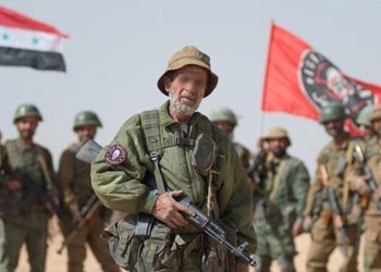 منظمة حقوقية: روسيا تنقل “مقاتلين سوريين” من ليبيا للمشاركة في غزو أوكرانيا