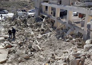 الحرس الثوري يعلن مقتل ضابطين رفيعين بقصف إسرائيلي في سوريا