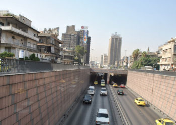 بعد انتقادات لنظافتها.. مسؤول في حكومة النظام يتهم المواطنين بتوسيخ أنفاق دمشق