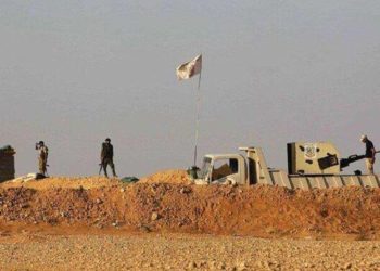 ميليشيات إيرانية تنشر حواجز تفتيش ودوريات أمنية لحماية عوائل “الحجاج الشيعة” المتجهين إلى دمشق