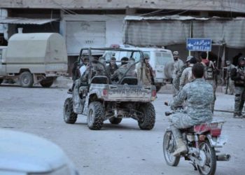 ميليشيا “الحرس الثوري” تنقل أسلحتها النوعية إلى مناطق سكنية شرقي دير الزور