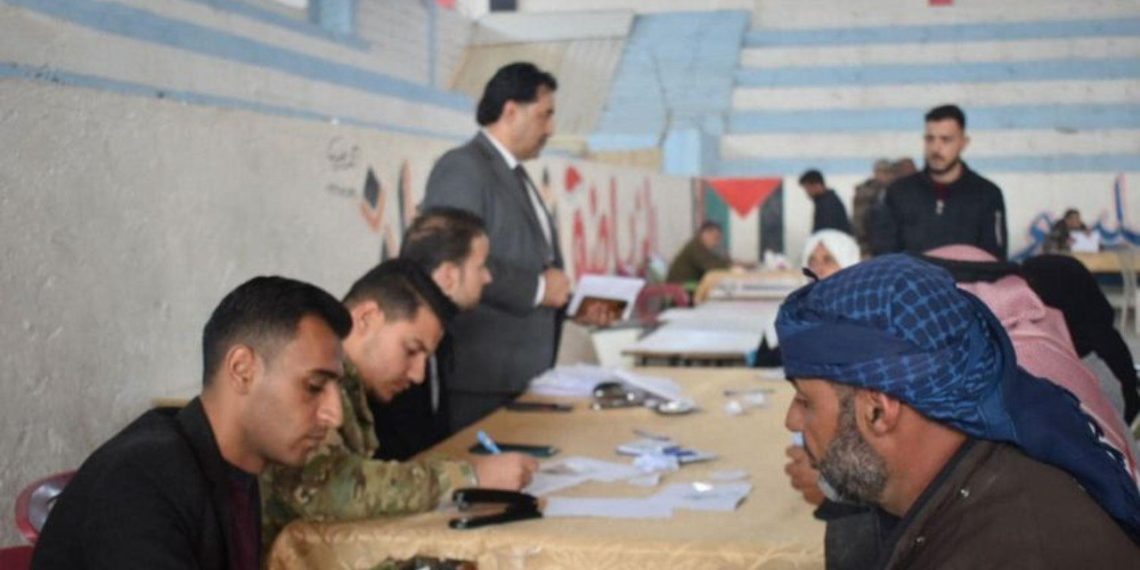 وسط إقبال ضعيف من الأهالي.. تسويات جديدة في ريف دمشق