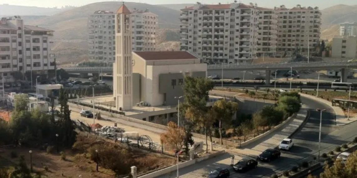 خمس إصابات جراء حادثتين منفصلتين في دمشق