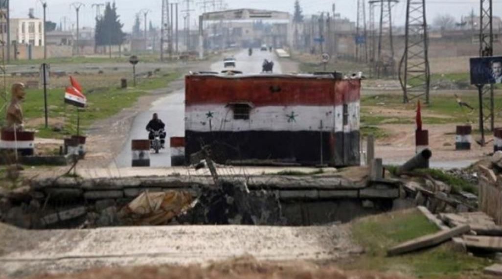 بهجومين مختلفين.. مقتل صف ضابط وإصابة عناصر من قوات النظام في درعا