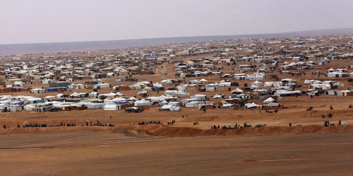 المرصد “الأورومتوسطي” يدعو إلى تحرك عاجل بشأن مخيم الركبان