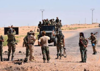 الميليشيات الإيرانية تستنفر عناصرها في بادية البوكمال بعد أنباء عن تحركات لخلايا "تنظيم الدولة" في منطقة الأنبار بالعراق