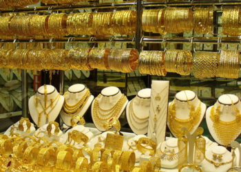 رئيس جمعية الصياغة ومصنع المجوهرات "غسان جزماتي" يؤكد انعدام حركة أسواق الذهب في مناطق النظام مع تسجيل سعر الأونصة 7.6 ملايين ليرة