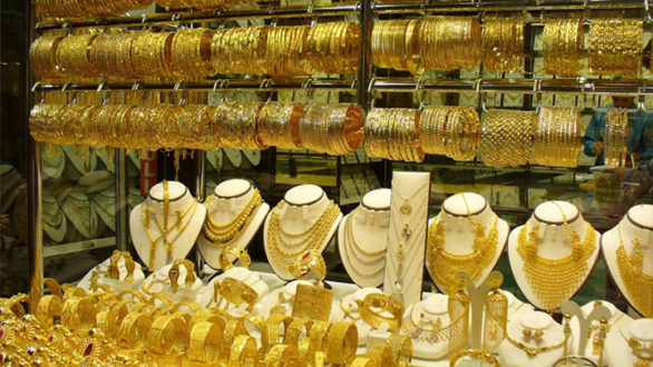 رئيس جمعية الصياغة ومصنع المجوهرات "غسان جزماتي" يؤكد انعدام حركة أسواق الذهب في مناطق النظام مع تسجيل سعر الأونصة 7.6 ملايين ليرة