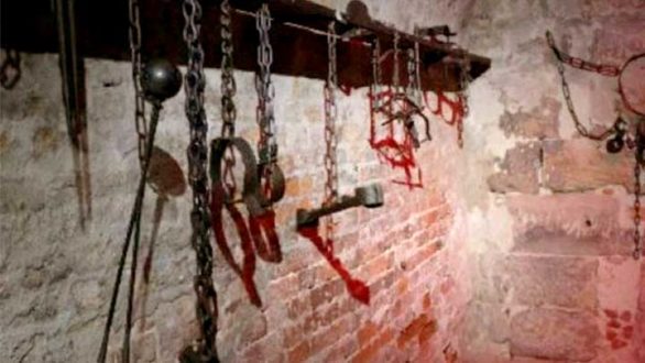 التعذيب في سجون الأسد