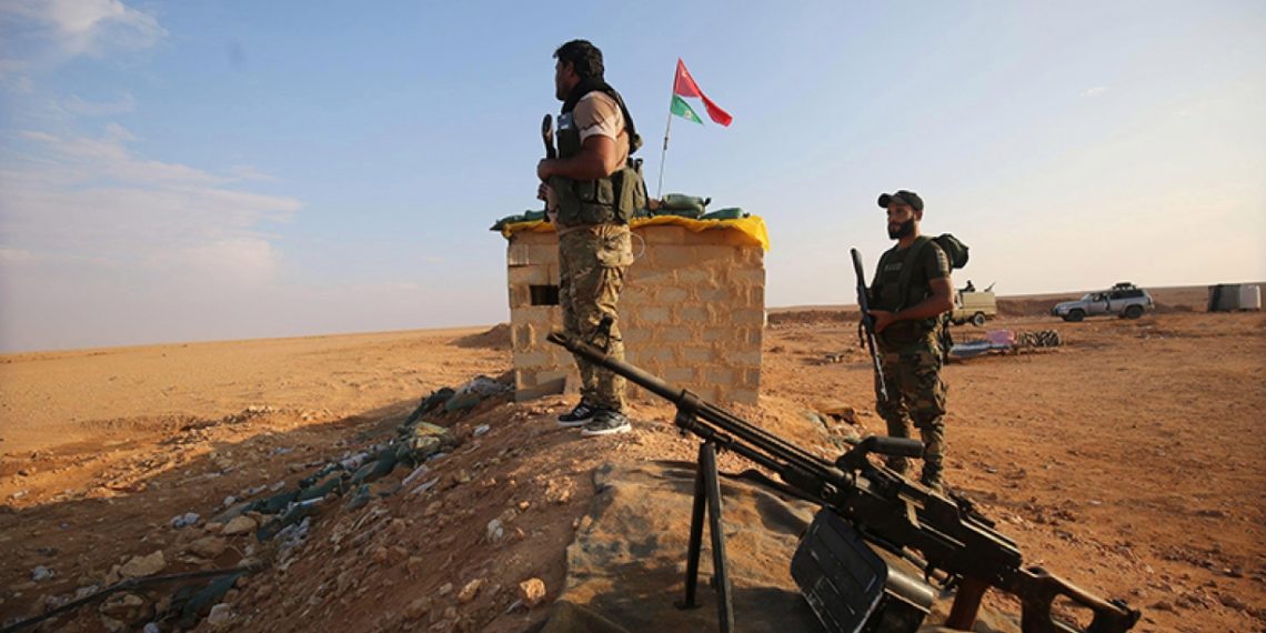 شبكة محلية: ضباط روس يشرفون على تهريب التبغ بين العراق وسوريا