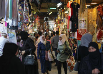 محافظة دمشق تعلن عدم وجود تغيير في مواعيد فتح وإغلاق المنشآت والفعاليات الاقتصادية خلال شهر رمضان المبارك