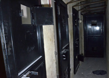 الشبكة السورية لحقوق الإنسان توثق إقرار النظام عبر السجل المدني بمقتل 1056 شخصاً من المختفين قسرياً بينهم 54 من دير العصافير بريف دمشق