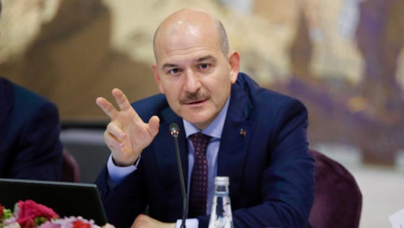 وزير الداخلية التركي "سليمان صويلو" إنه سيتم فرض قيود على السماح للسوريين في الذهاب لقضاء إجازة العيد في بلادهم