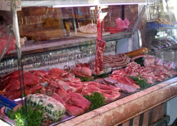 أحد بائعي اللحوم الحمراء في العاصمة دمشق