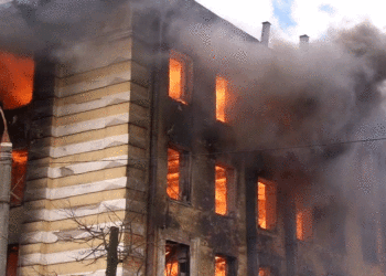 وفاة رضيع وإصابة آخر جراء حريق في مشفى بدمشق