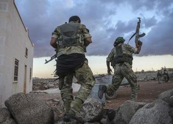 مقتل ثلاثة عناصر من الجيش الوطني باشتباكات مع “قسد” بريف حلب