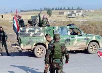 مقتل 12 عنصراً من ميليشيا "الدفاع الوطني" وإصابة 14 آخرين باستهداف حافلتهم غرب حلب