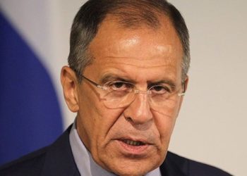 لافروف”: قواتنا ستبقى في سوريا لأنها موجودة بطلب من “بشار الأسد”