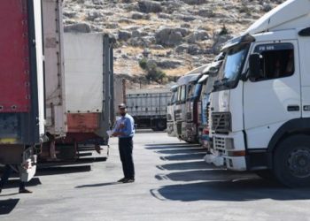 “منسقو الاستجابة”: إغلاق معبر باب الهوى سيحد من قدرة المنظمات على التعامل مع الوضع الإنساني