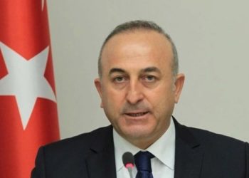 جاويش أوغلو”: واجبنا إزالة “التهديدات الإرهابية” في سوريا