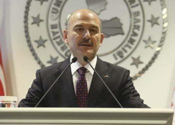 وزير الداخلية التركي "سليمان صويلو" يطلق تصريحات حول السوريين في تركيا ويجيب عن تساؤلات الشارع التركي بشأن ذلك إضافة إلى حملات التحريض ضد السوريين