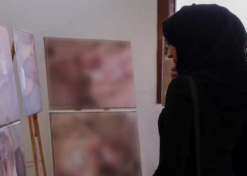 لأول مرة.. مسرب صور قيصر يتحدث افتراضياً خلال ندوة في اعزاز