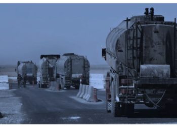 شبكة محلية: قوافل نفط “قاطرجي” تتنقل بين شرق سوريا وغربها