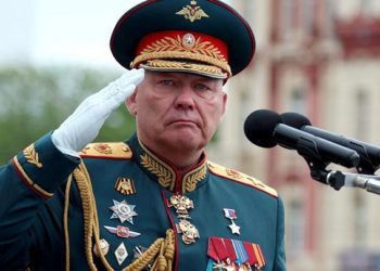 الملقب بـ “جزار حلب”.. “بوتين” يقيل قائد الغزو الروسي لأوكرانيا