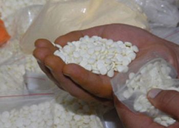 داخلية النظام تقول إنها ضبطت حبوب مخدرة في مرفأ اللاذقية