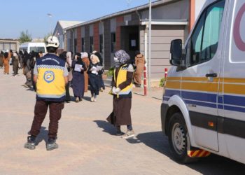 حالات إغماء بمراكز الامتحانات في شمال غرب سوريا.. والدفاع المدني يتدخل