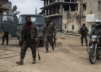 ميليشيا محلية تحتجز ضابطين من قوات النظام في السويداء