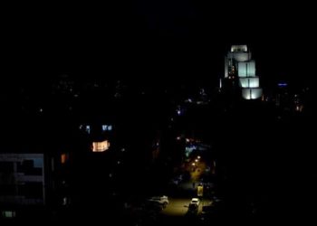 انقطاع كامل للكهرباء في مناطق سيطرة نظام اﻷسد