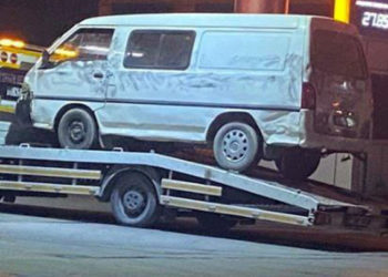 مواطنون أتراك يعثرون على امرأة سورية (41 عاماً وحامل بالشهر الخامس) وطفلها (4 أعوام) مقتولين داخل حافلة مركونة على طريق غازي عنتاب - أورفا