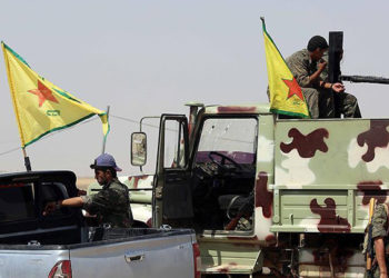 قيادي في حزب "يكيتي": يجب على "قسد" و"PYD" فك الارتباط مع "PKK" لوقف الهجوم الركي على مناطق شمال سوريا