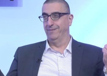 وزير لبناني يتحدّث عن “دولة ثالثة” ﻹيواء اللاجئين السوريين