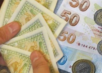 صرف الليرة السورية والتركية