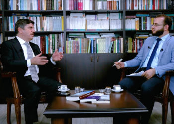 أصدقاء السوريين – رسالة البروفسور ياسين أقطاي للشعبين السوري والتركي