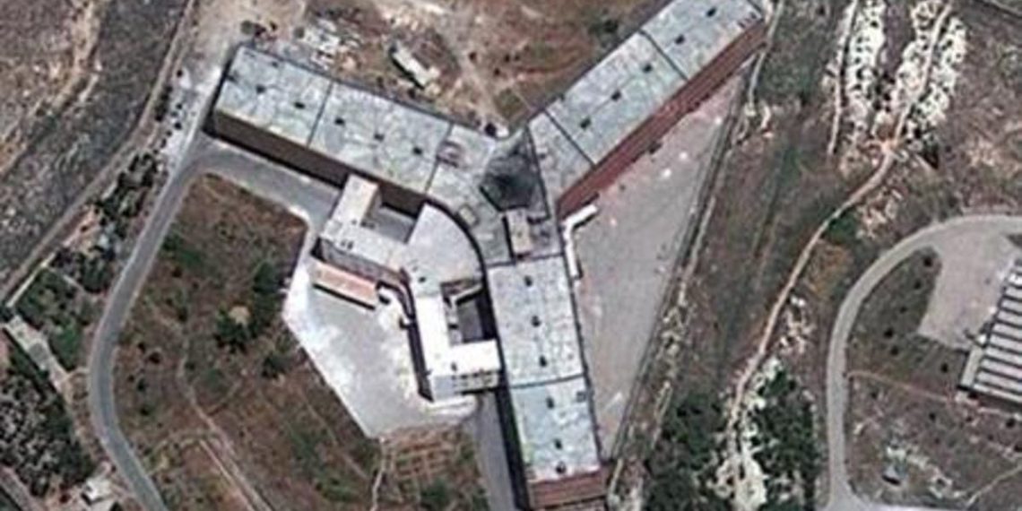 فظائع جديدة عن التعذيب و”غرف الملح” في “صيدنايا”