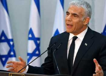 إسرائيل تعلق بعد قصفها مطار حلب