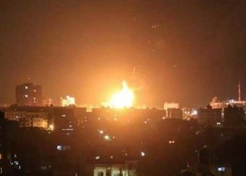 قصف مطار دمشق