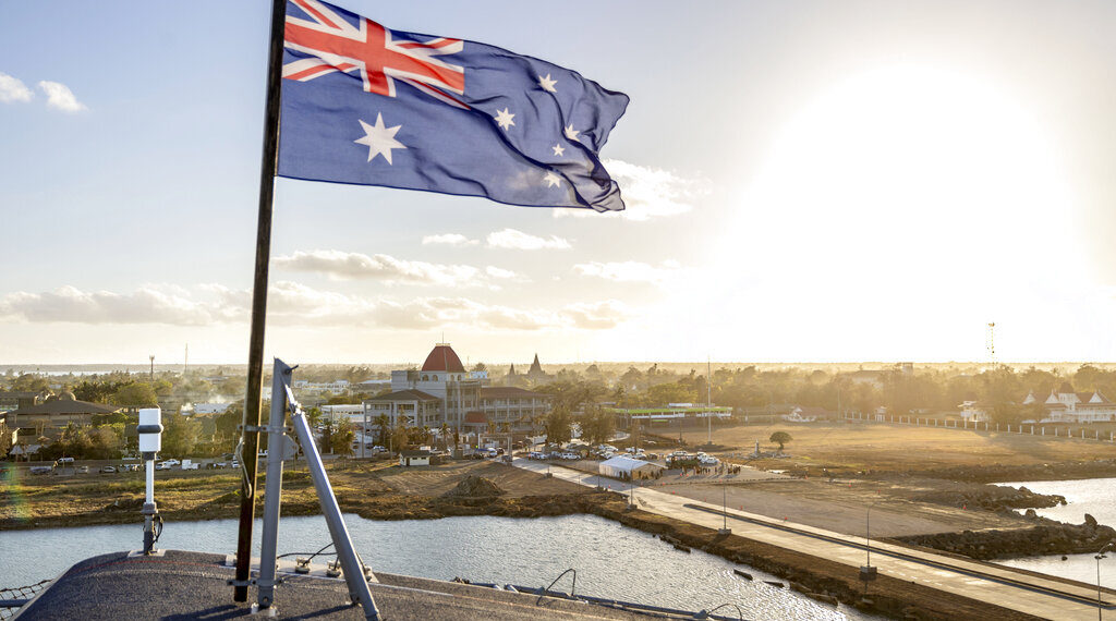 بعد توقّفه لثلاثة أعوام.. أستراليا تستكمل برنامج إعادة النساء واﻷطفال من سوريا