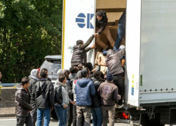 مقدونيا الشمالية طالبي لجوء أوروبا