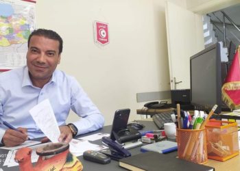 قنصلي تونسي يتهجّم على الثورة السورية