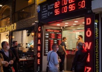 أردوغان يتحدّث عن خفض جديد للفائدة و”زيادة لقوة العملة”