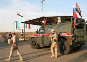 دورية روسية سرقة ديرالزور