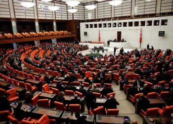 قانون الإعلام الجديد تركيا